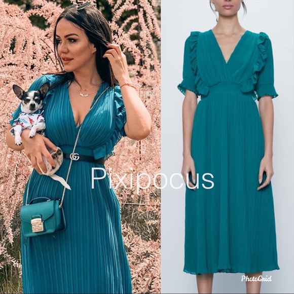 Zara Dresses & Skirts - ❌